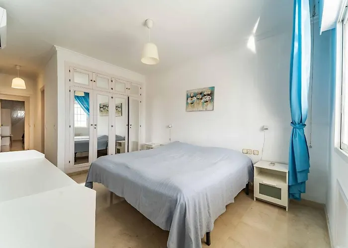 61-beach Front With Stunning Views In