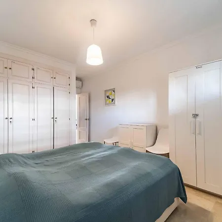 Apartman 61-beach Front With Stunning Views In *