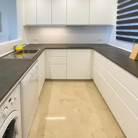 61-beach Front With Stunning Views In フエンヒロラ