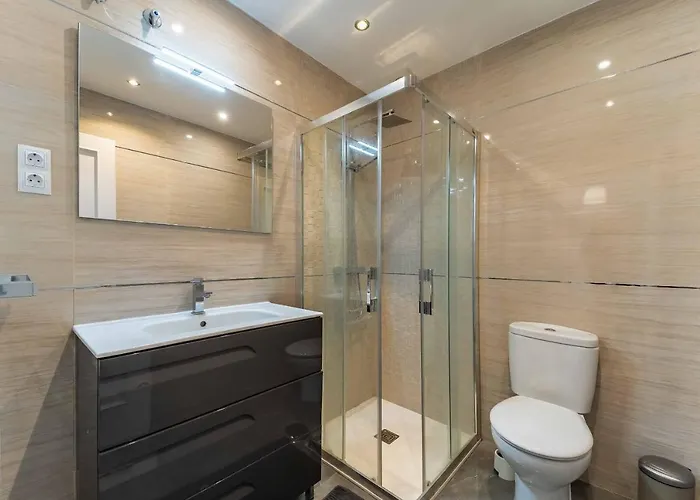 61-beach Front With Stunning Views In דירה *