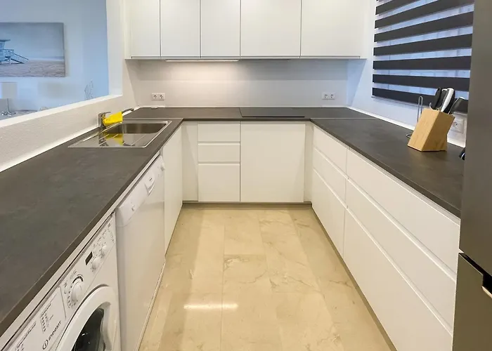 61-beach Front With Stunning Views In פואנגירולה